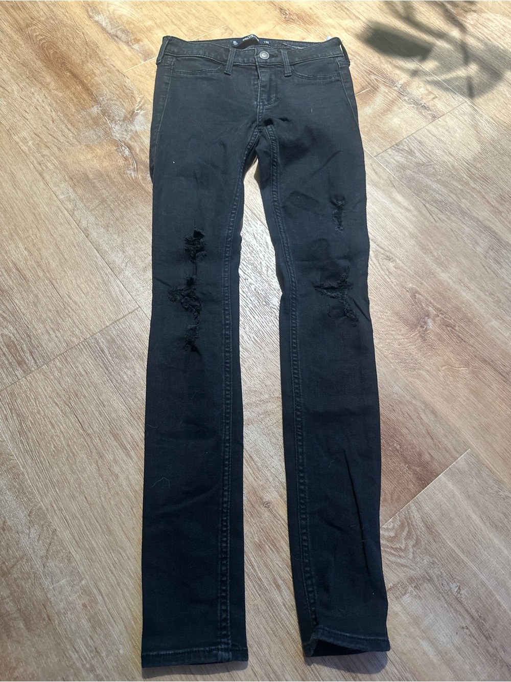 Hollister Black Skinny Distressed Women's Jeans